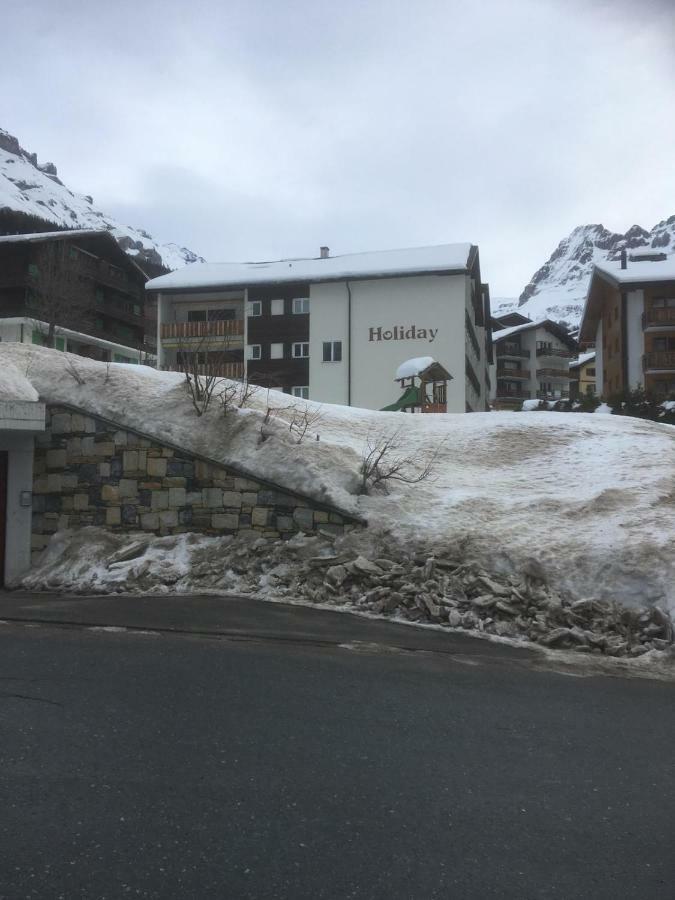 Holiday 87 Leukerbad Exteriér fotografie